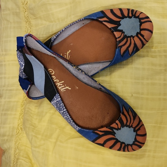 Sunflower flats • size 9 - Picture 1 of 7